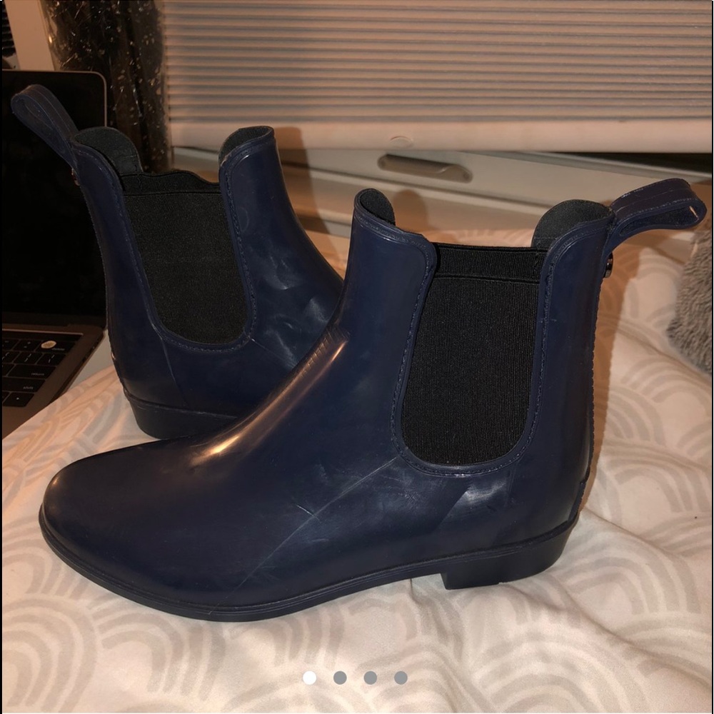 Rain boots